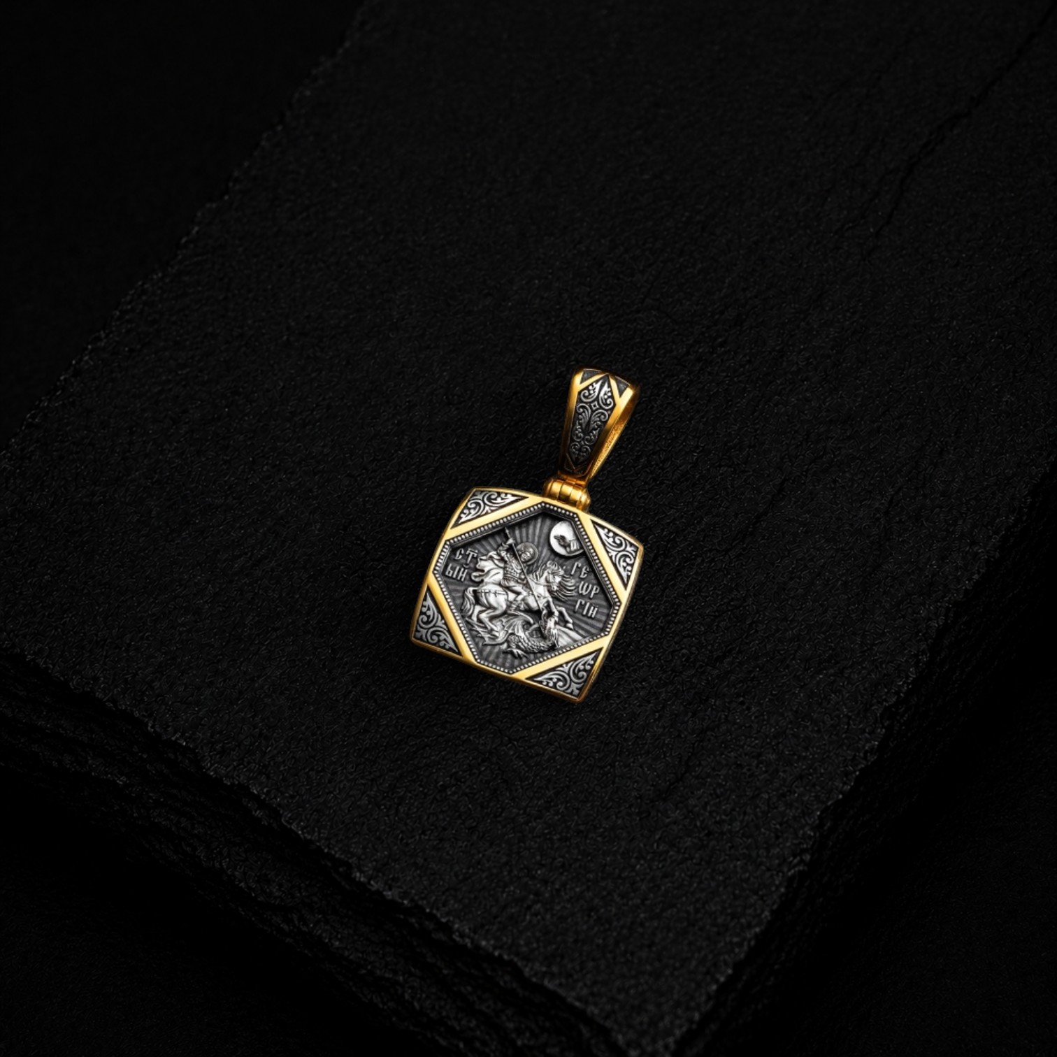 George the Victorious. Icon pendant.